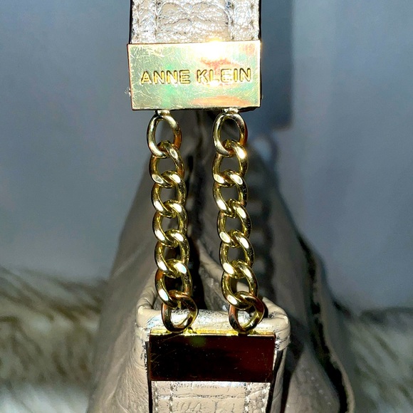 Anne Klein Metallic Tote Bag - Picture 4 of 11